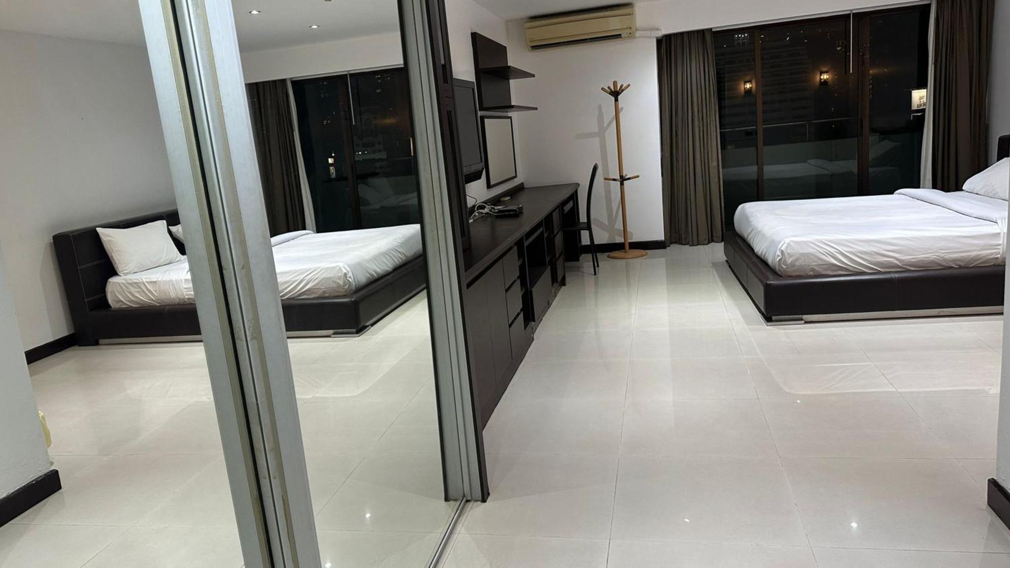 Omni Tower Sukhumvit Nana Direct Hotel กรุงเทพมหานคร ภายนอก รูปภาพ