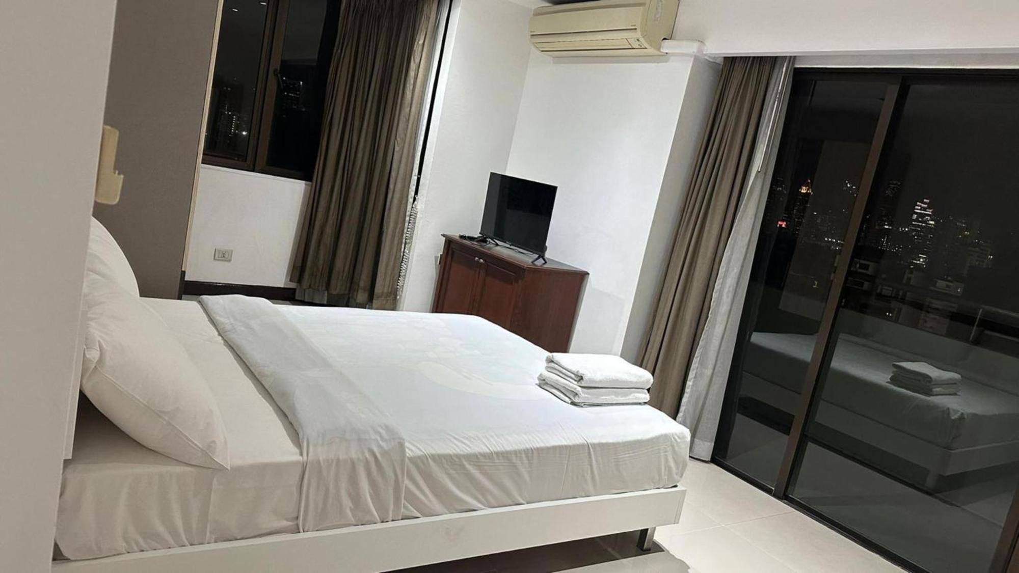 Omni Tower Sukhumvit Nana Direct Hotel กรุงเทพมหานคร ภายนอก รูปภาพ
