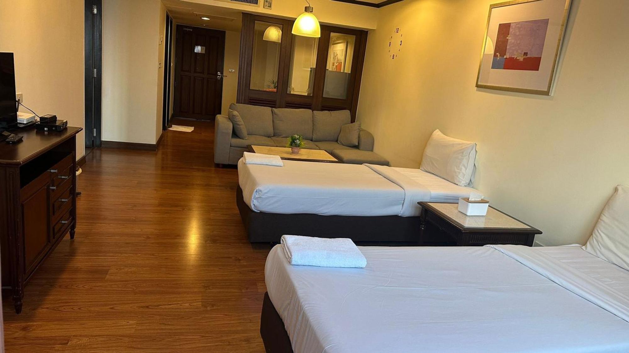 Omni Tower Sukhumvit Nana Direct Hotel กรุงเทพมหานคร ภายนอก รูปภาพ