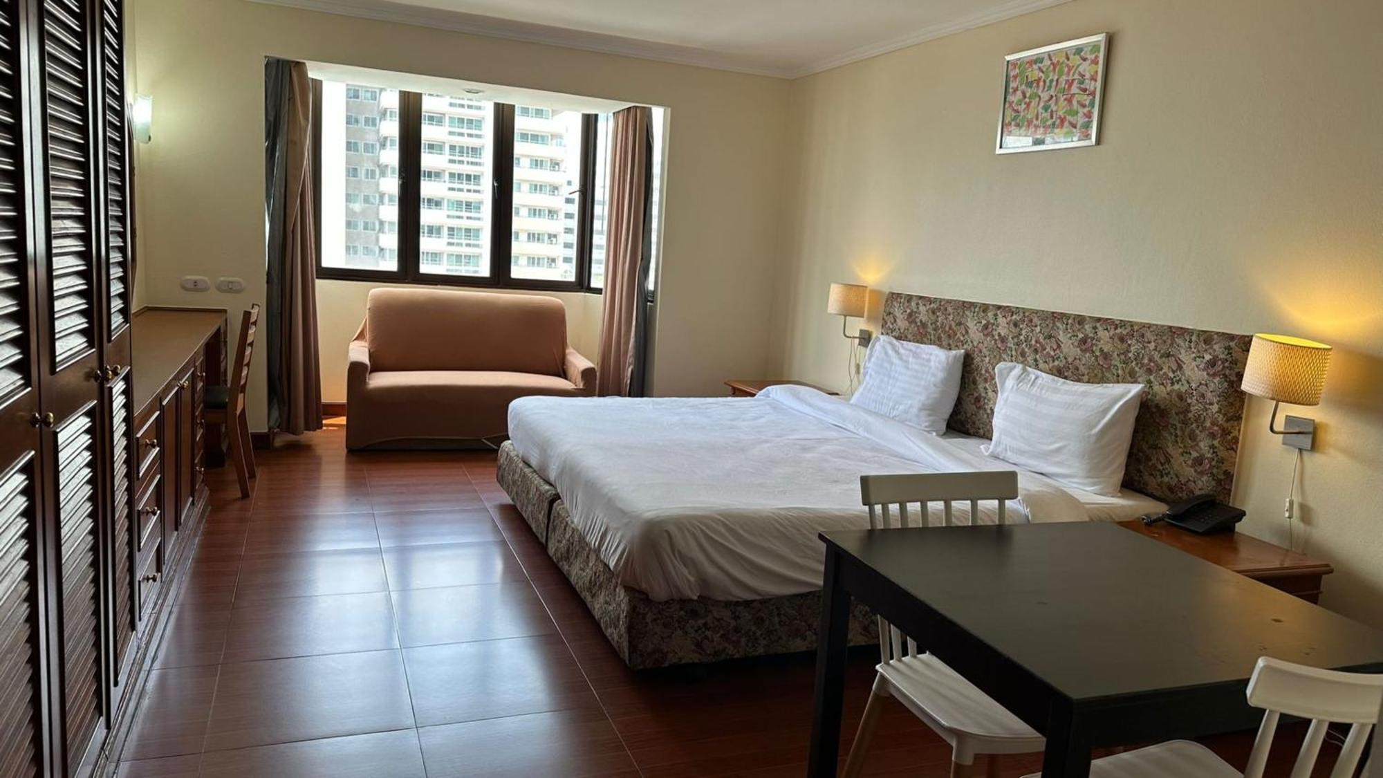 Omni Tower Sukhumvit Nana Direct Hotel กรุงเทพมหานคร ภายนอก รูปภาพ