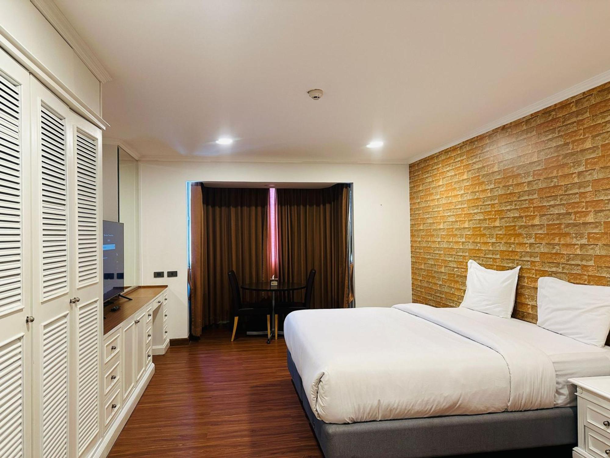 Omni Tower Sukhumvit Nana Direct Hotel กรุงเทพมหานคร ภายนอก รูปภาพ