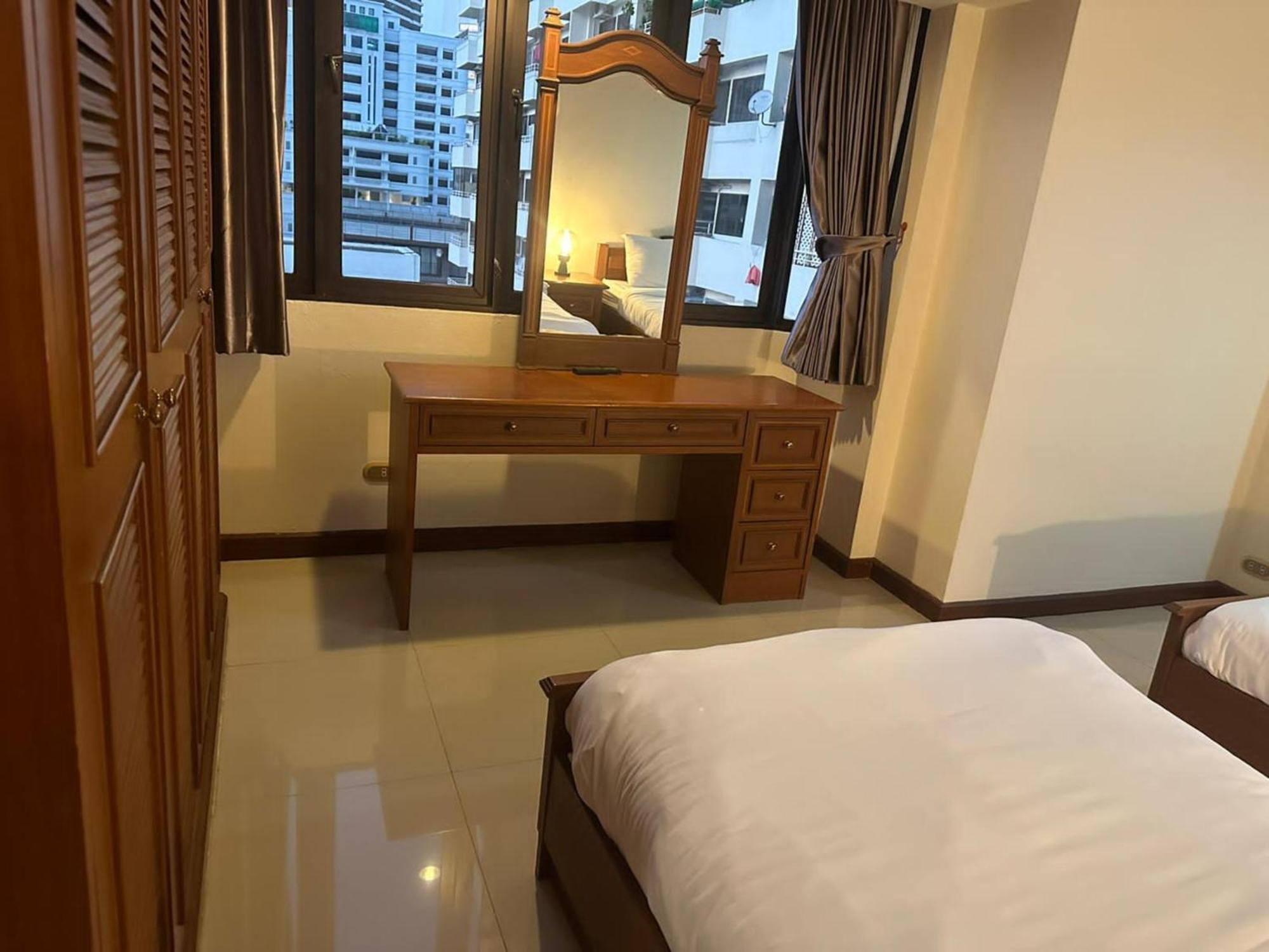Omni Tower Sukhumvit Nana Direct Hotel กรุงเทพมหานคร ภายนอก รูปภาพ