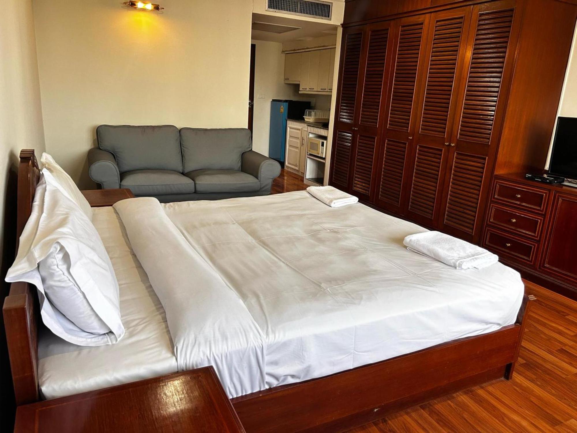 Omni Tower Sukhumvit Nana Direct Hotel กรุงเทพมหานคร ภายนอก รูปภาพ